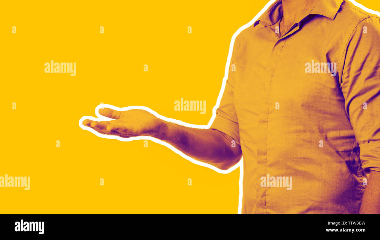 Casualy gekleidete Geschäftsmann, Hand heraus halten - design Ressource Hintergrund Vorlage mit Platz für Text kopieren Stockfoto