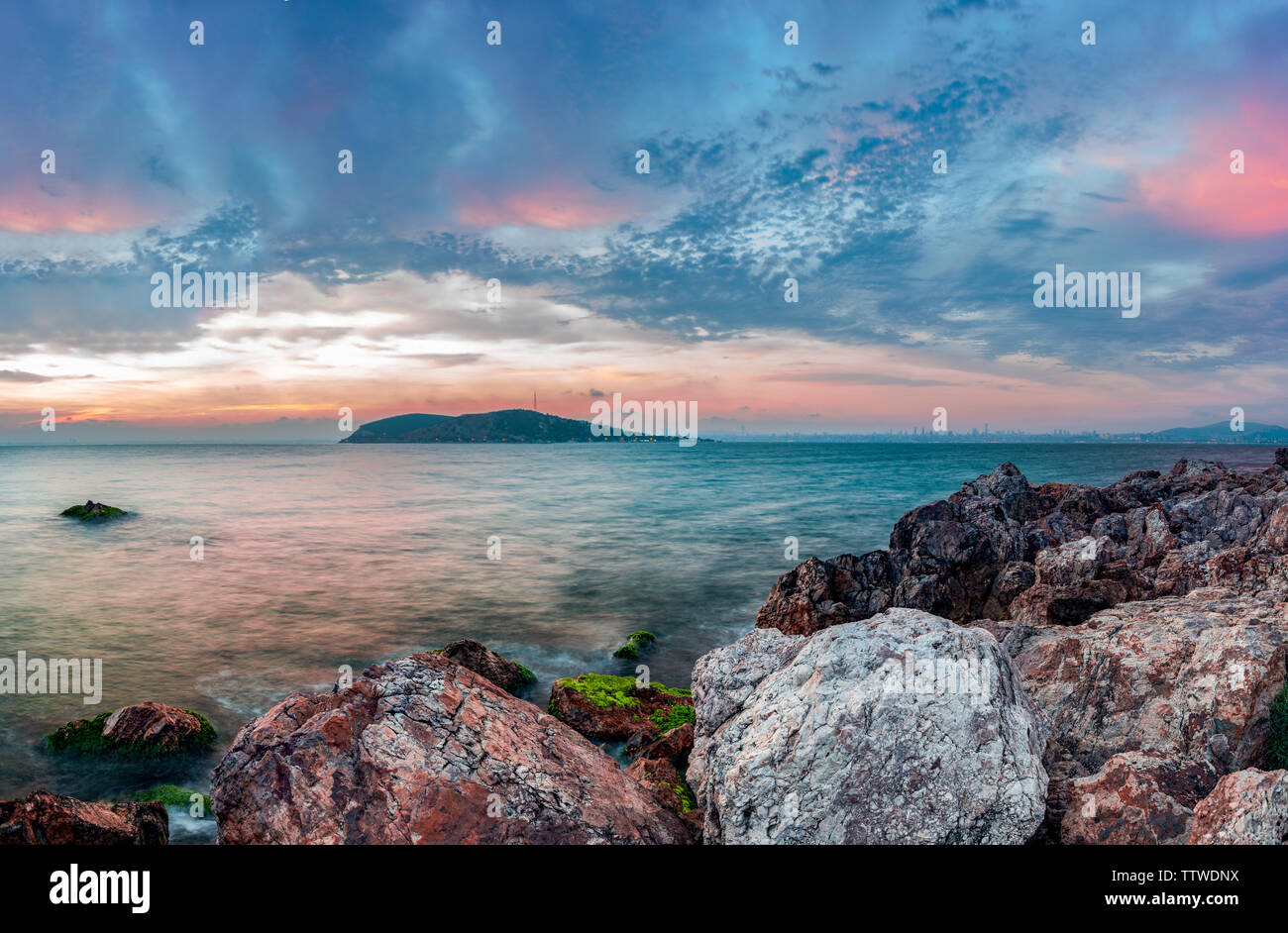 Istanbul Burgazada, einer langen Belichtungszeit schoss der Ansicht Stockfoto