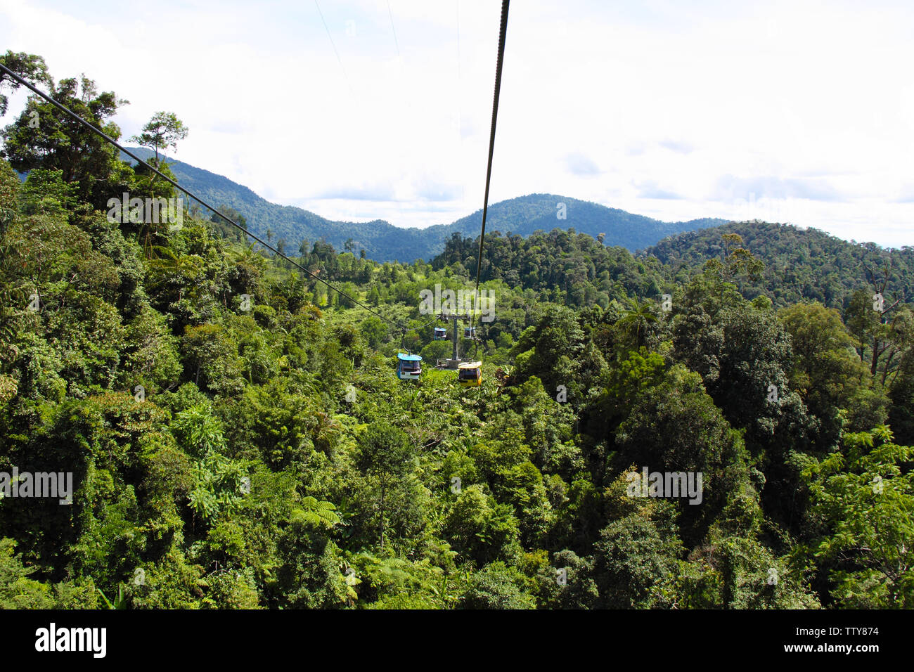 Hochwinkelansicht der Seilbahn, Genting Highlands, Malaysia Stockfoto