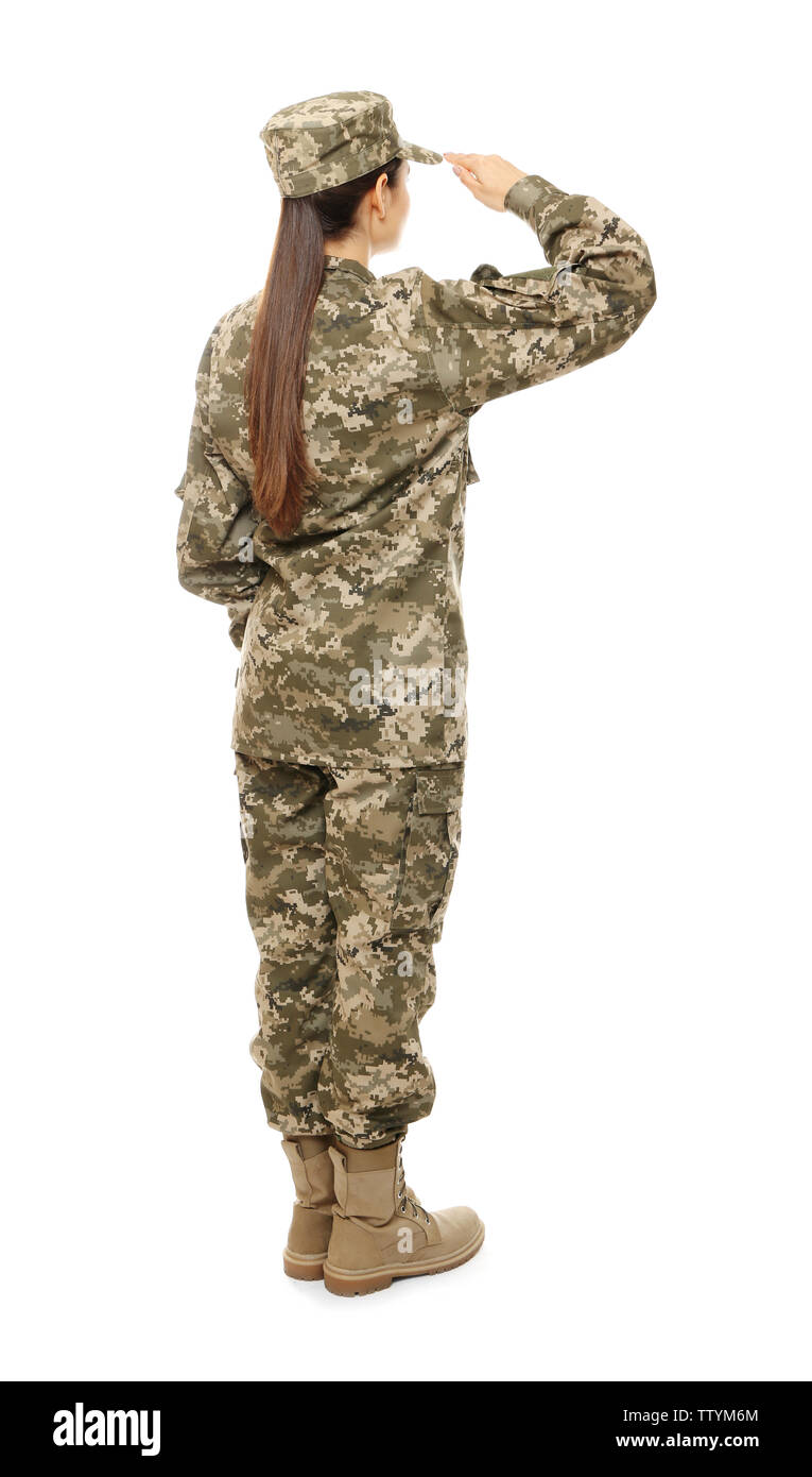 Ziemlich weiblich Soldat salutierte auf weißem Hintergrund Stockfoto