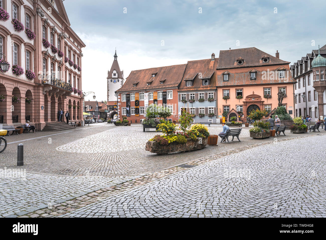 Platz mit Rathaus in Gengenbach, Schwarzwald, Deutschland, historische Stadt und Reiseziel Stockfoto