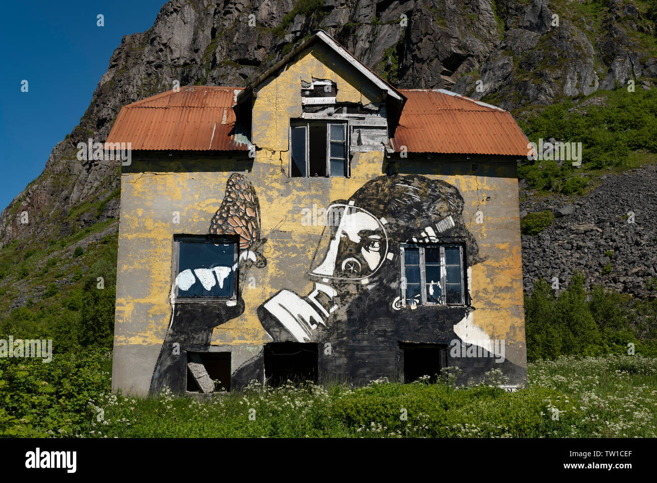 Verlassenes Haus, Hov, Gimsoya, Lofoten, Norwegen. Stockfoto