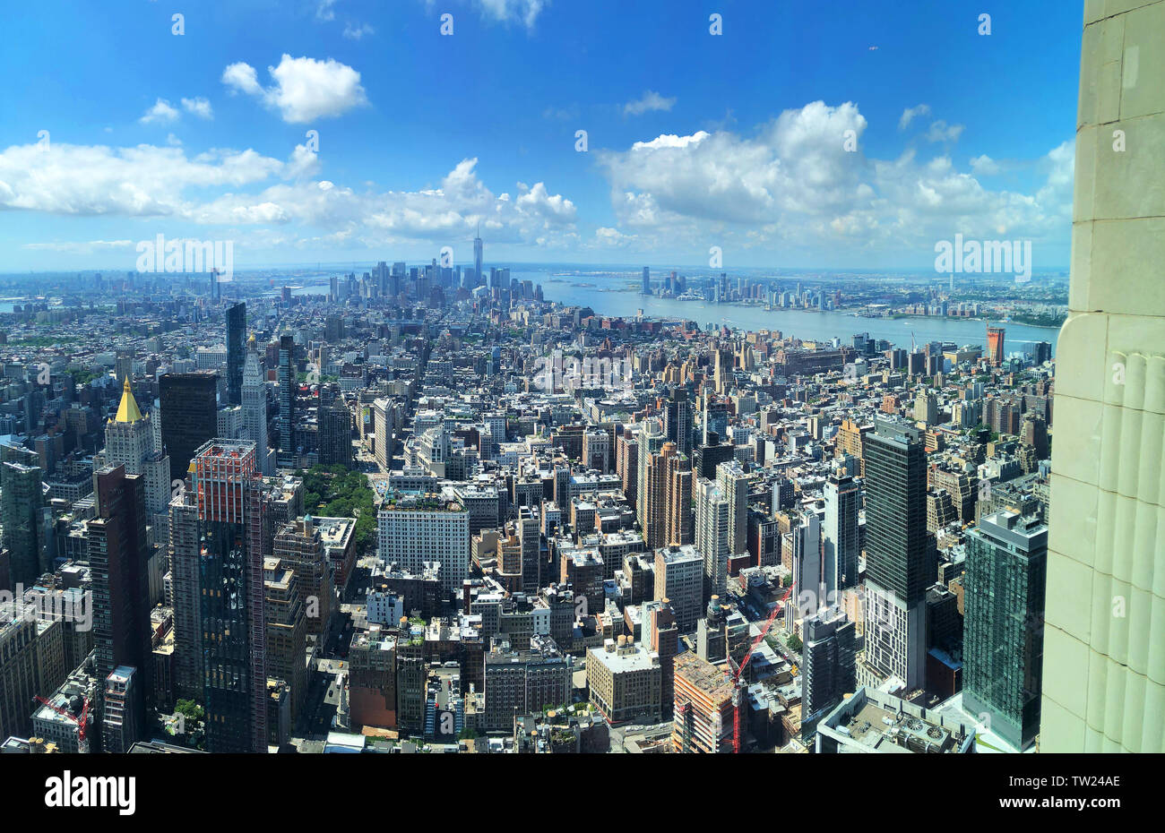 Epische Blick vom Empire State Gebäude von Manhattan und von OWO, New York City, New York, USA Stockfoto