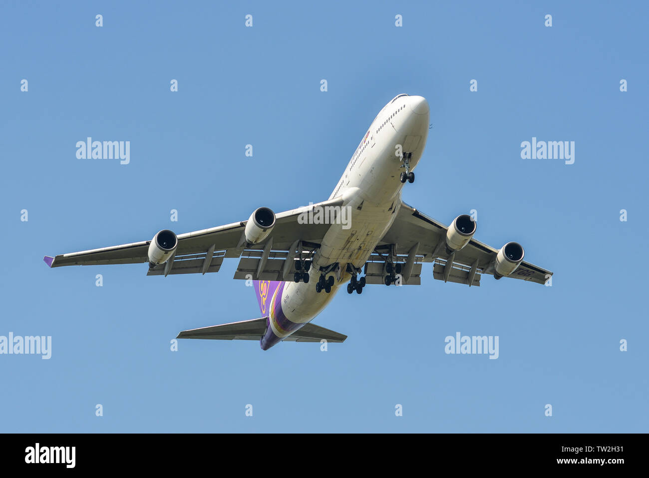 Bangkok, Thailand - 21.April 2018. B-LRR Cathay Pacific Airbus A350-900 in Bangkok Suvarnabhumi International Airport (BKK). Stockfoto