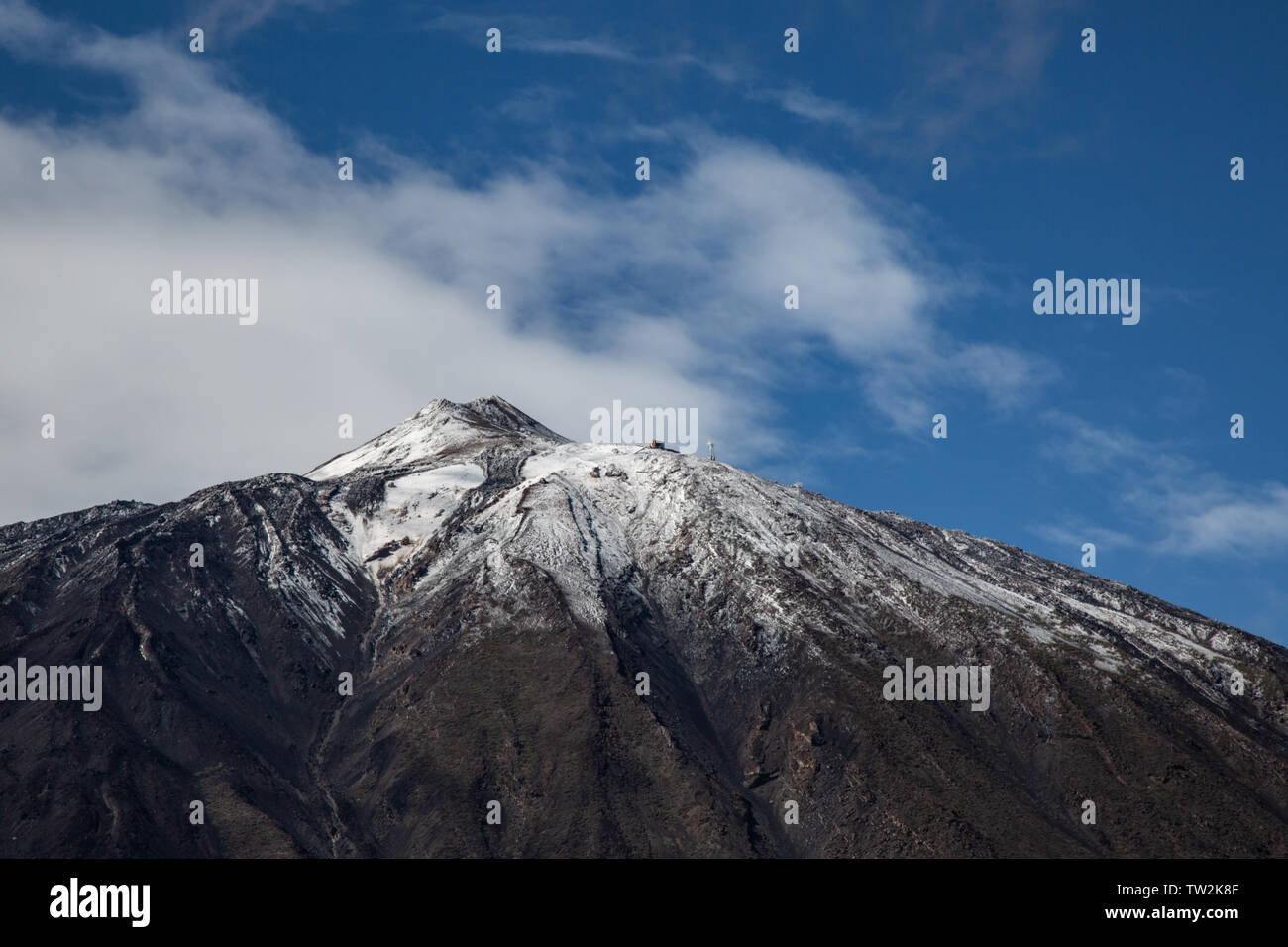 Die schneebedeckten Teide auf Teneriffa, Kanarische Inseln Stockfoto