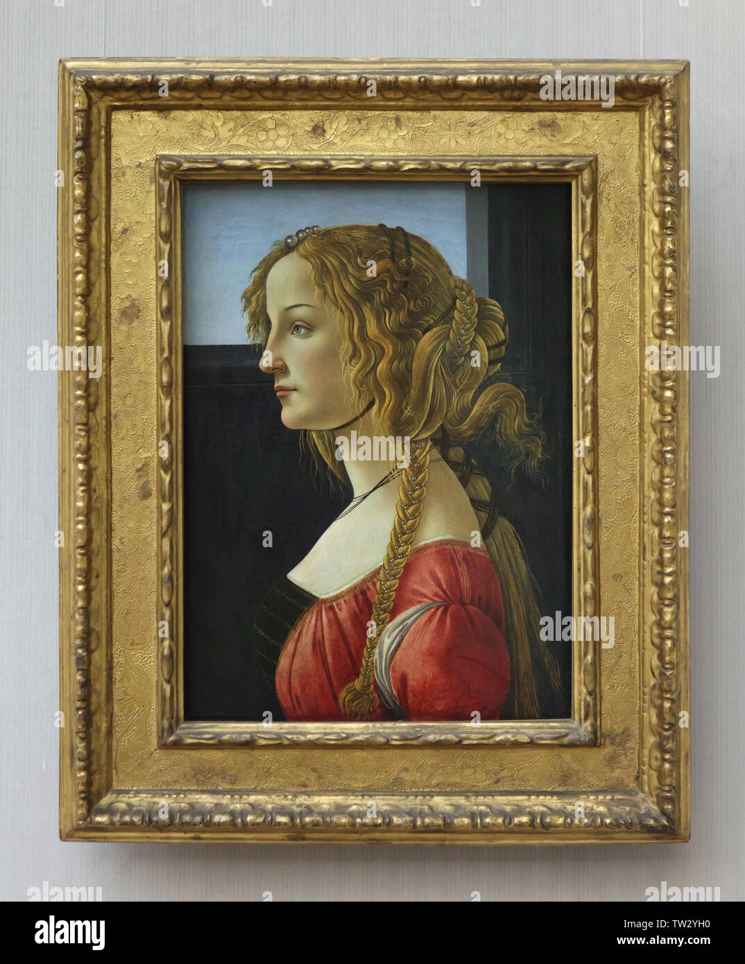 Gemälde "Porträt einer jungen Frau, vermutlich Simonetta Vespucci" durch die italienische Renaissance Maler Sandro Botticelli (1460-1464) auf der Anzeige in der Berliner Gemäldegalerie (Berlin Bildergalerie) in Berlin, Deutschland. Stockfoto