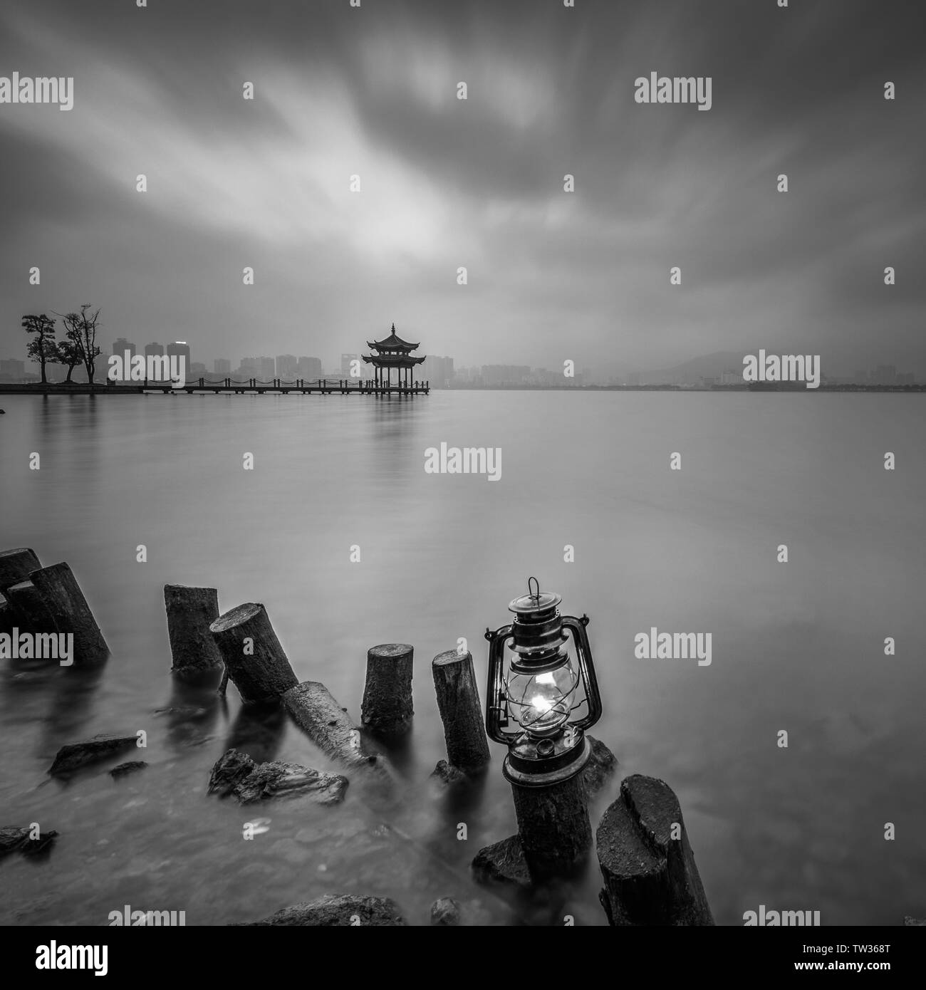 In den frühen Stunden des magnetischen See. Stockfoto