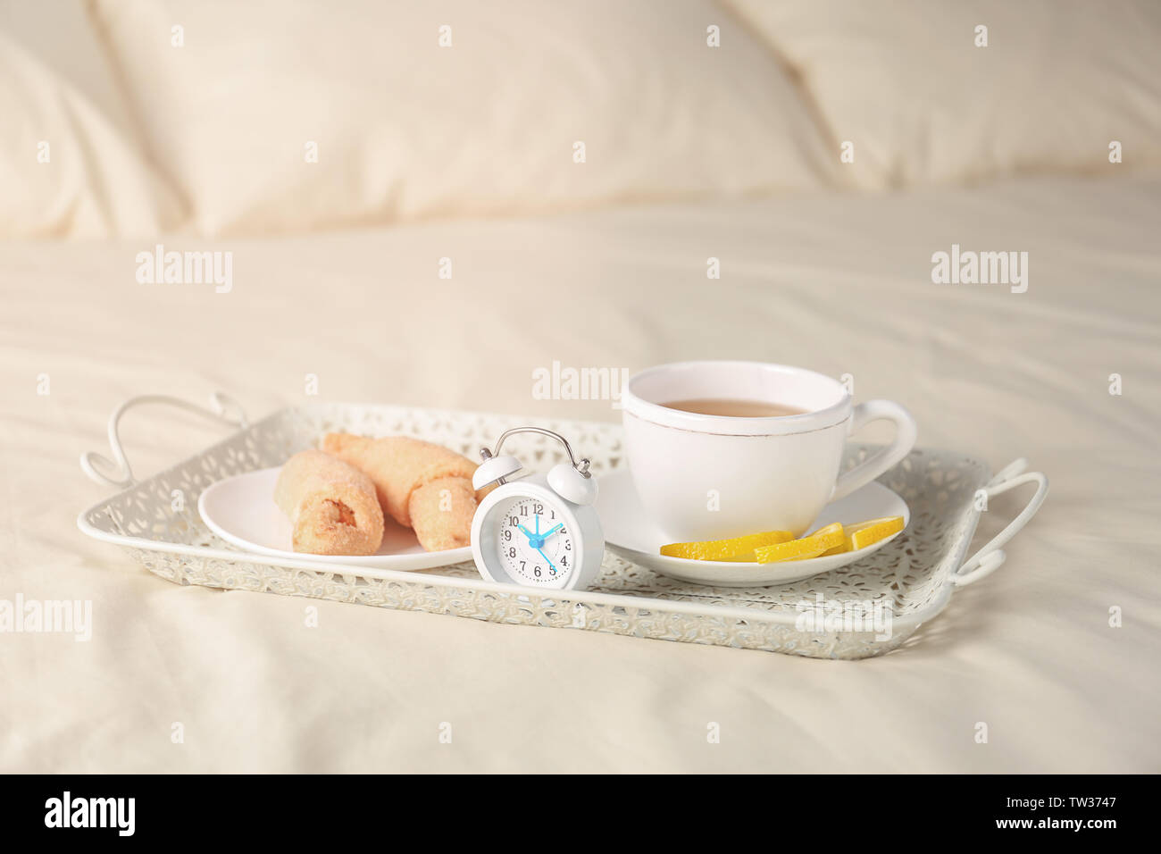 Frühstück im Bett Stockfoto