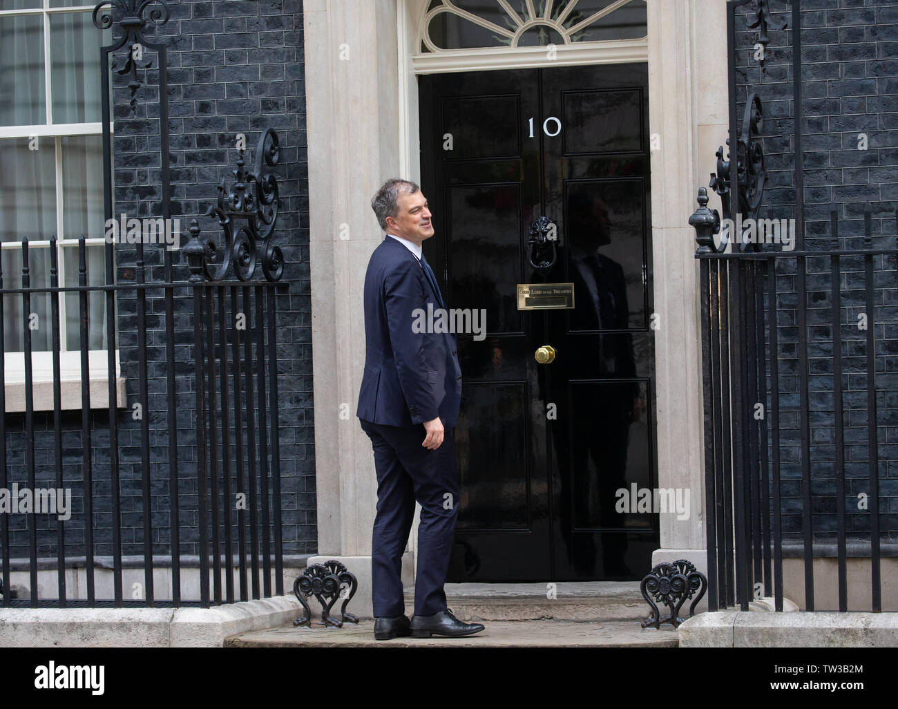 London, Großbritannien. Juni, 2019 18. 18 Jun 2019 Politiker in der Downing Street, London, UK Julian Smith, Chief Whip. Credit: Tommy London/Alamy leben Nachrichten Stockfoto
