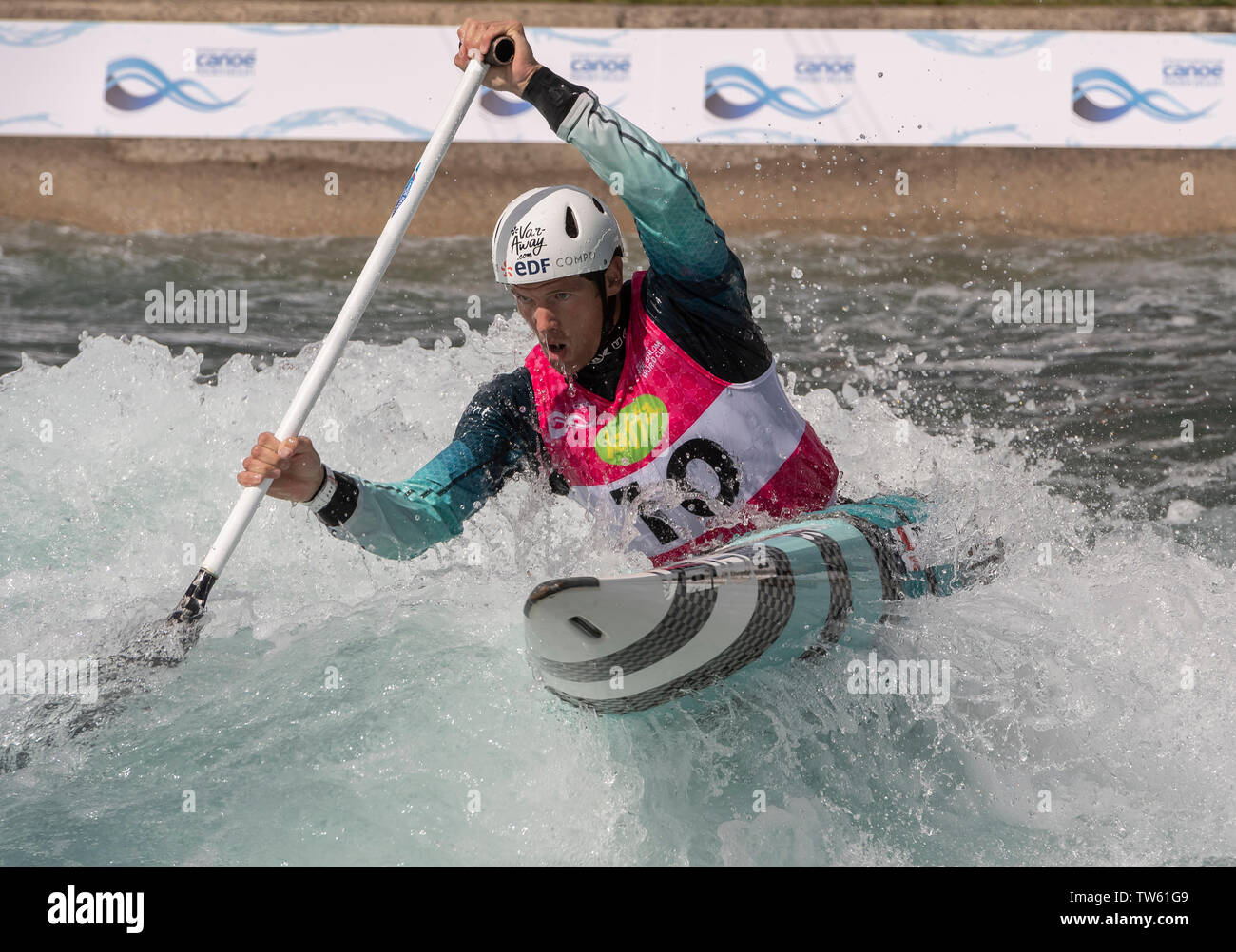 15.06.2019. Lee Valley White Water Centre, London, England. Die Canoe Slalom World Cup 2019 Martin Thomas (FRA) konkurriert in der Mens Kanu MC1 Stockfoto