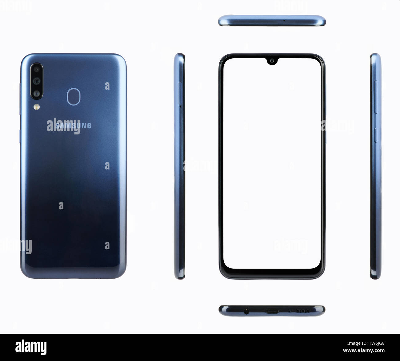 New York, USA - 17. Juni 2019: Samsung Galaxy m30 Smartphone verschiedene Ansichten auf weißem Hintergrund Stockfoto
