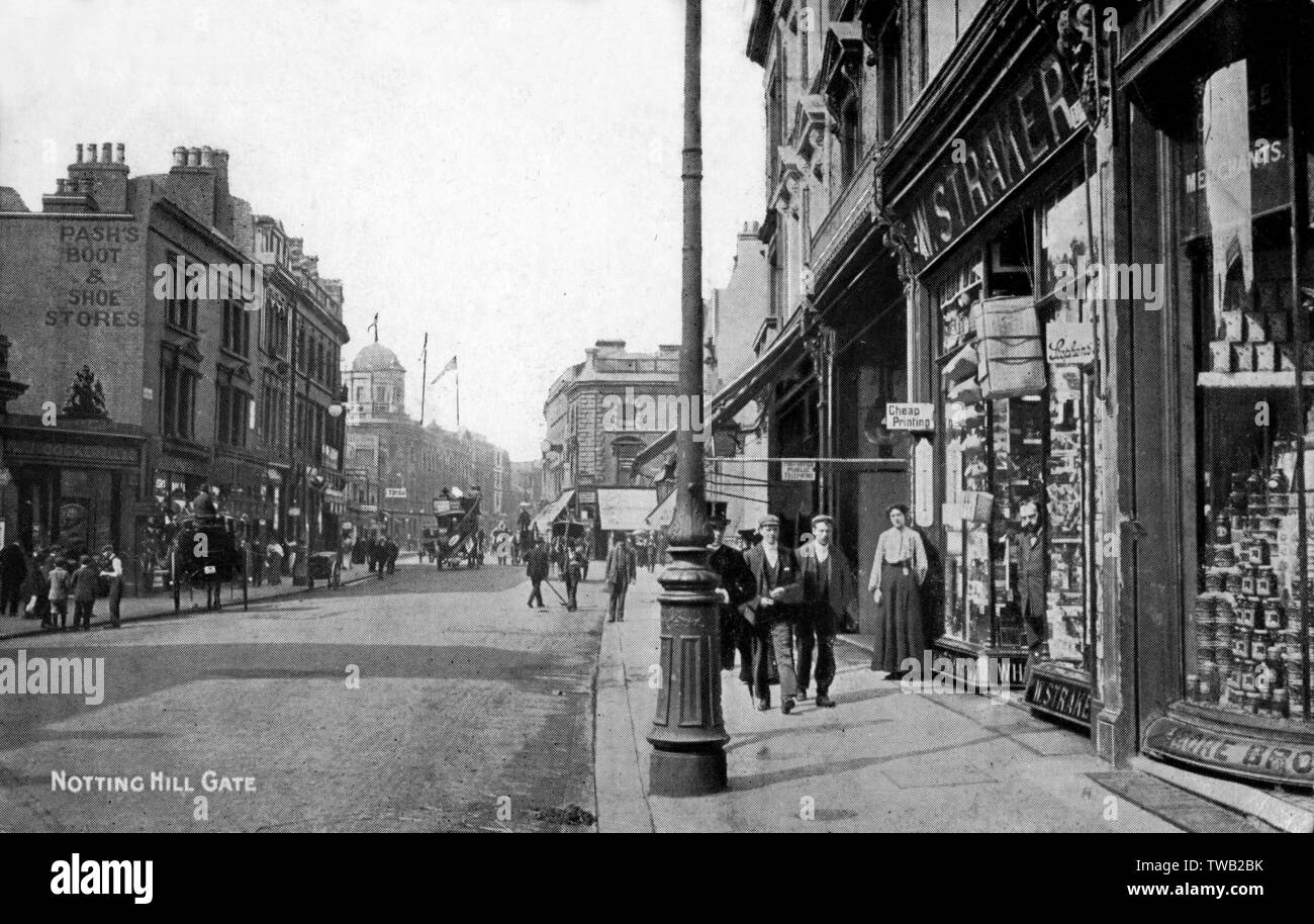 68 Notting Hill Gate, London - W Straker Store (rechts) Stockfoto