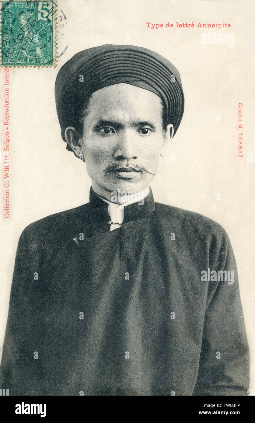 Vietnamesischer Wissenschaftler/Scribe Stockfoto