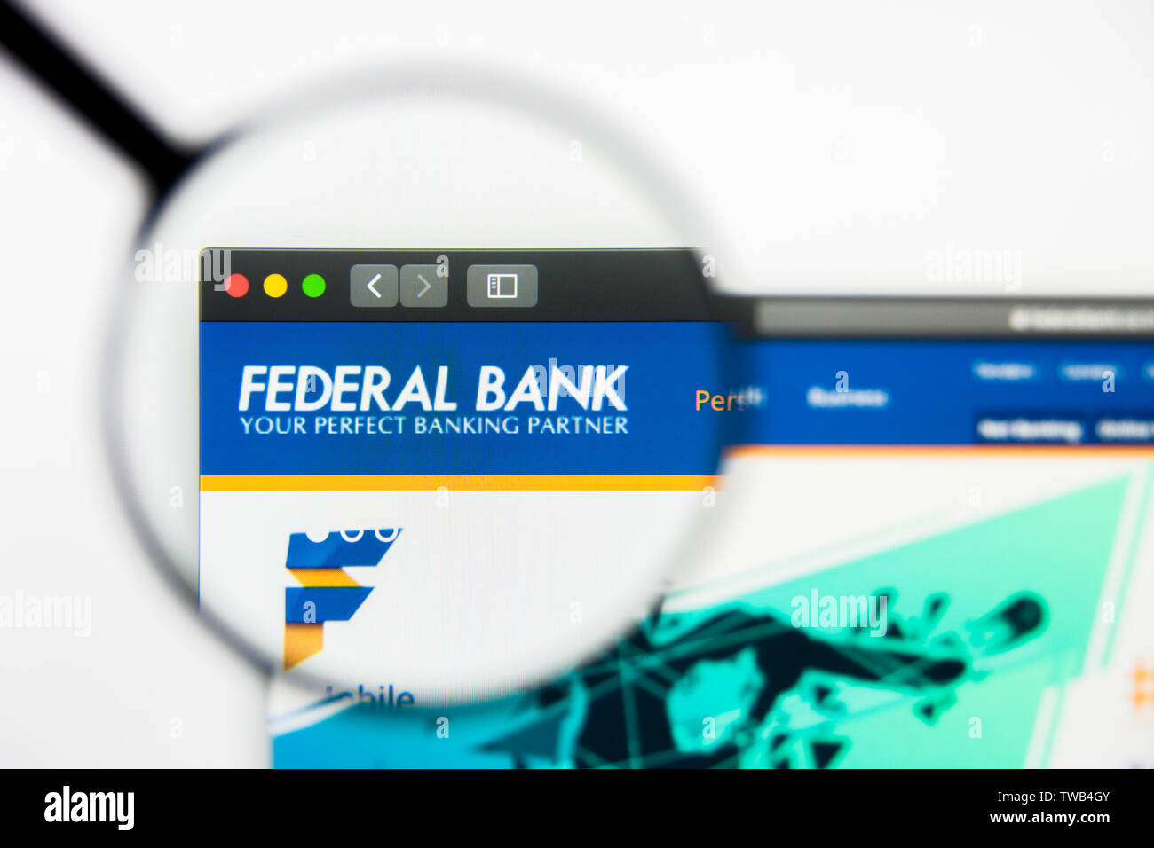 New York, New York State, USA - 18. Juni 2019: Illustrative Leitartikel der Federal Bank Homepage. Bundesbank Logo auf dem Bildschirm sichtbar. Stockfoto