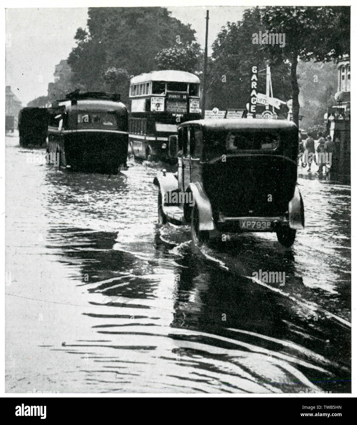 Hitzewelle überflutet London 1932 Stockfoto