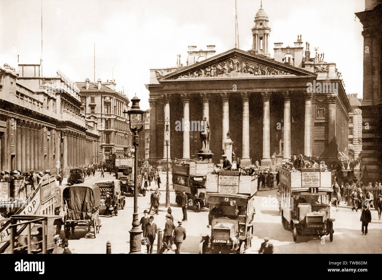 Der Royal Exchange und der Bank von England, London, UK, ca 1920 Stockfoto