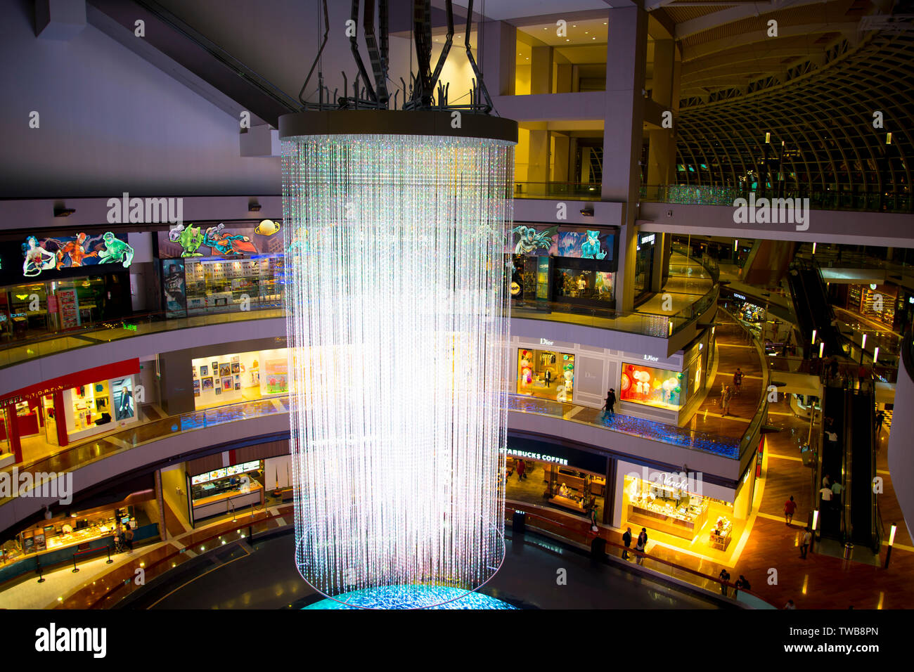 Digital Light Canvas in die Shoppes in der Marina Bay Sands Stockfoto