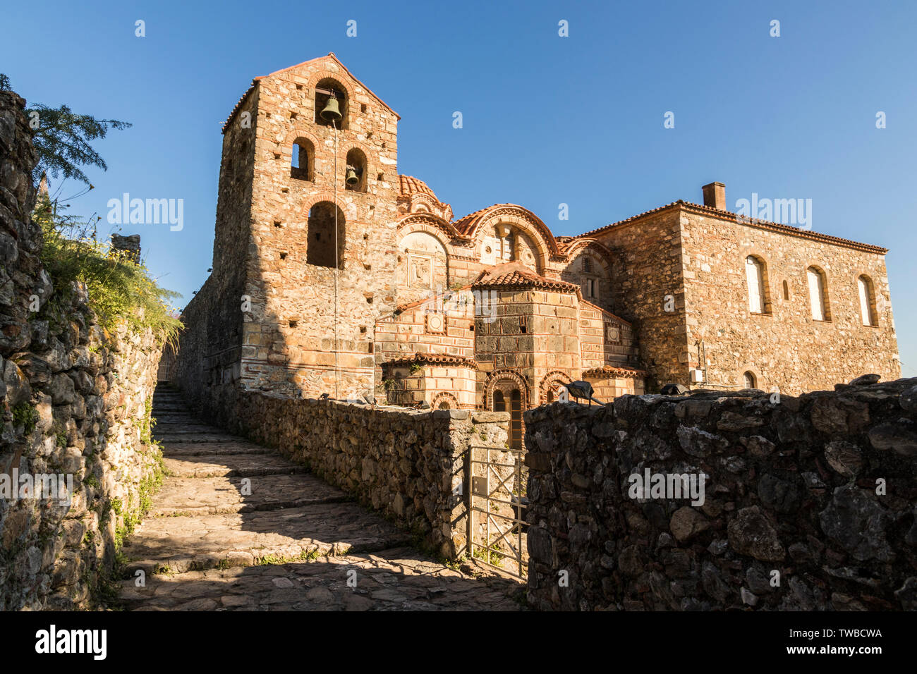 Mystras, Griechenland. Die Metropole von Mystras (Hl. Demetrius Kirche), eine byzantinische Kirche und ein Weltkulturerbe Stockfoto