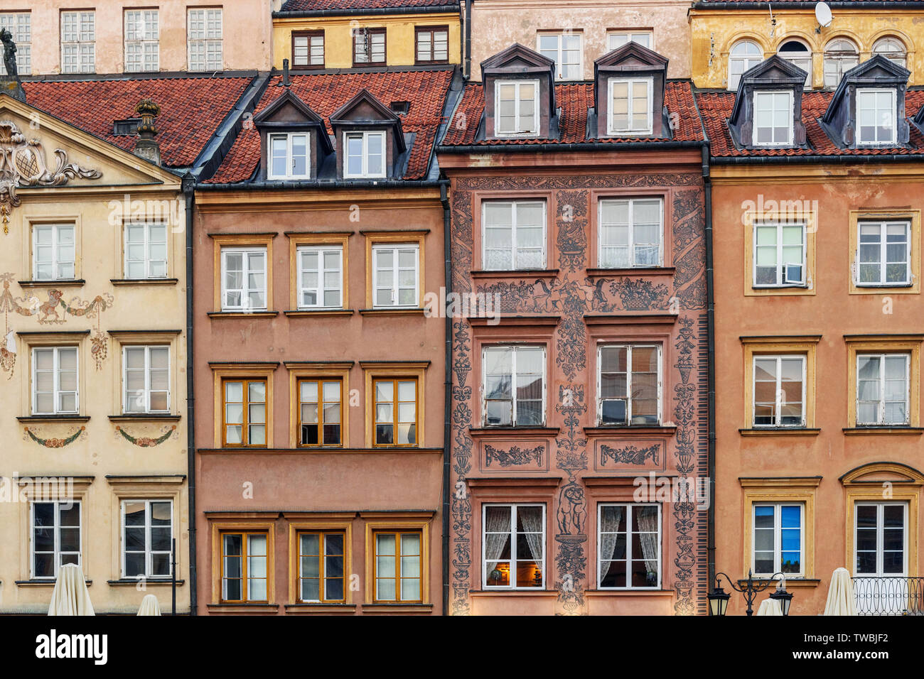 Traditionelle alte Häuser am Marktplatz der Altstadt in Warschau. Polen Stockfoto