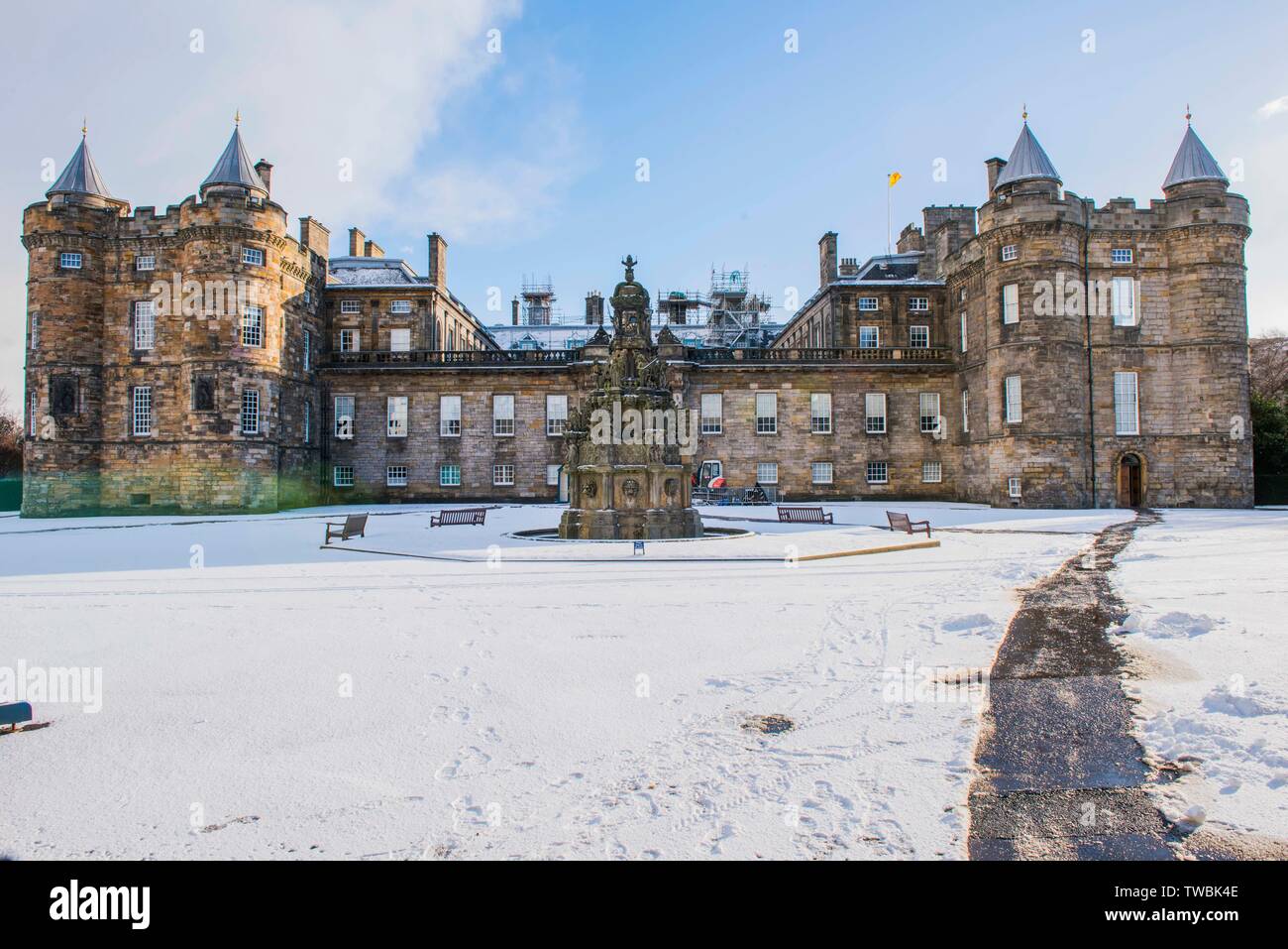 Palast von Holyroodhouse im Winter, Edinburgh, Schottland Bild Copyright Chris Watt - Tel.: 07887 554 193 Info@chriswatt.com www.chriswatt.com Stockfoto