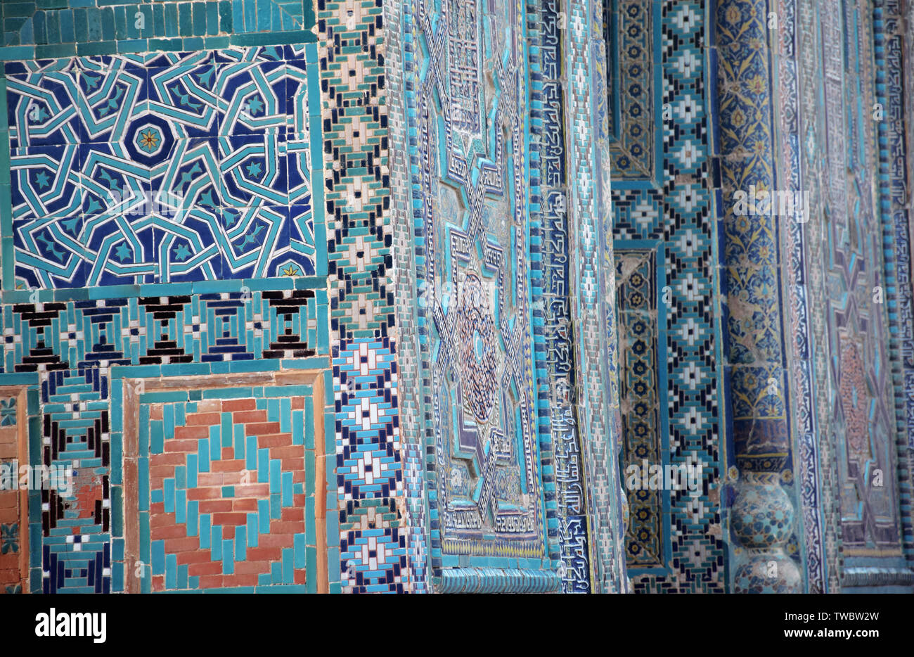 Seide Straßen orientalische Muster von Samarkand Shah-E-Zinda blau gefliesten Majolika. Stockfoto