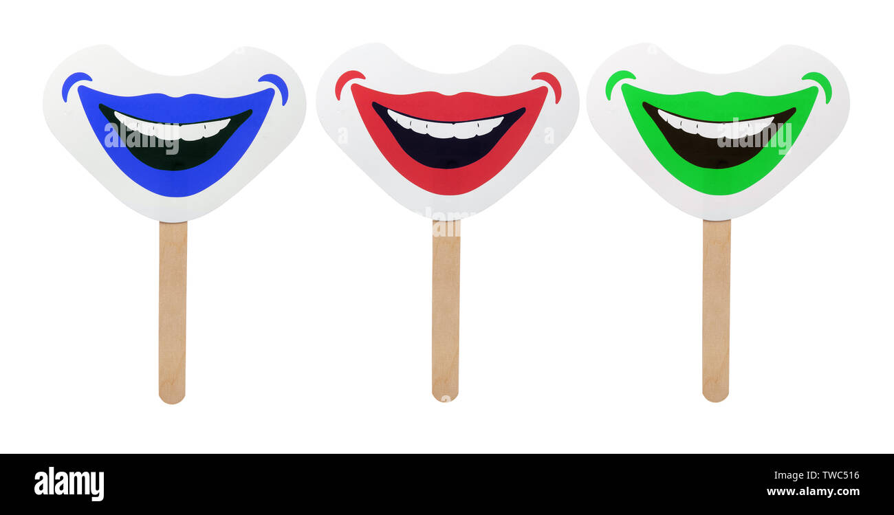 Smiley Masken auf weißem Hintergrund Stockfoto