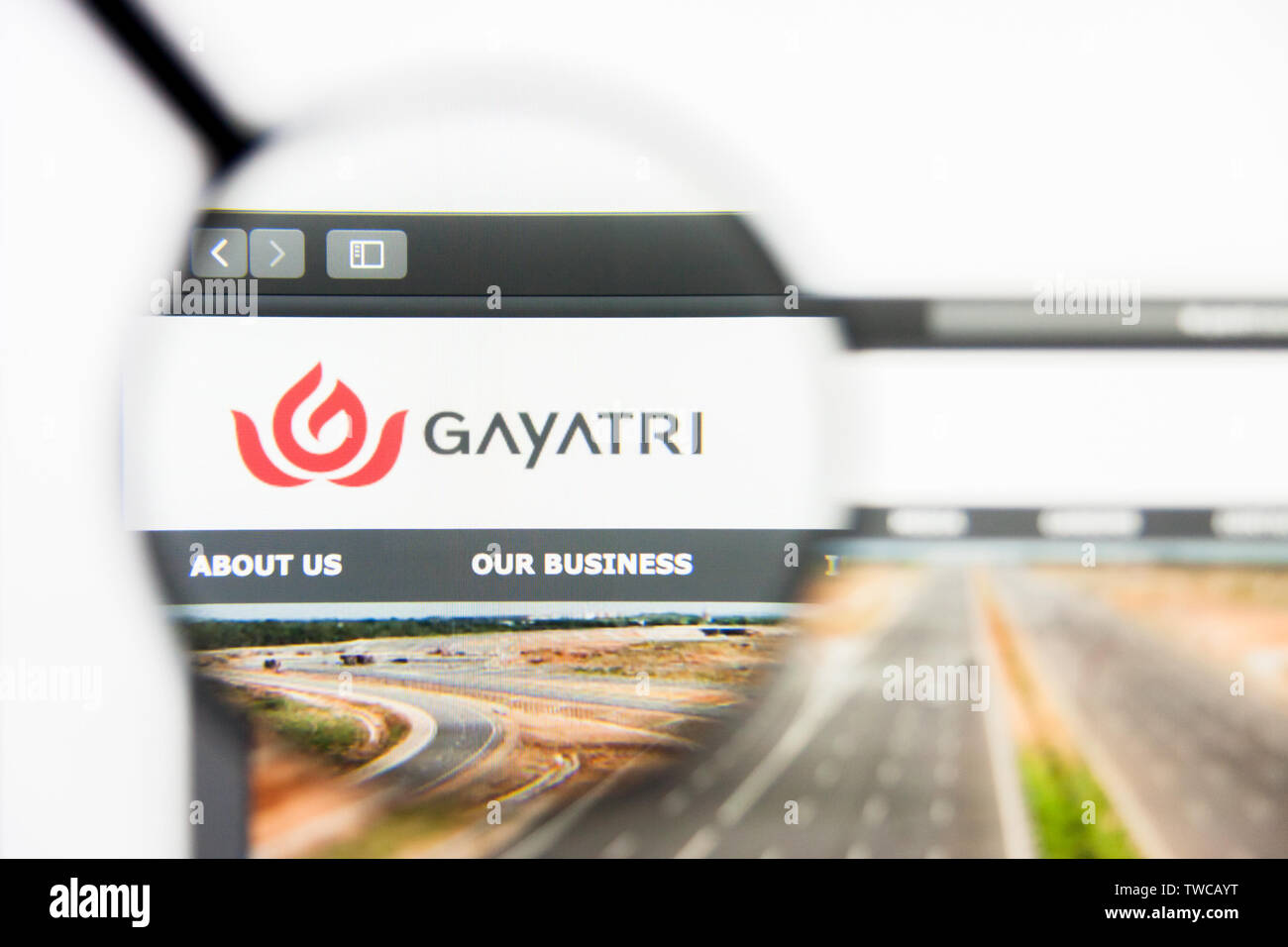New York, New York State, USA - 19. Juni 2019: Illustrative Editorial der Gayatri website Homepage Projekte. Gayatri Projekte Logo auf dem Bildschirm sichtbar. Stockfoto