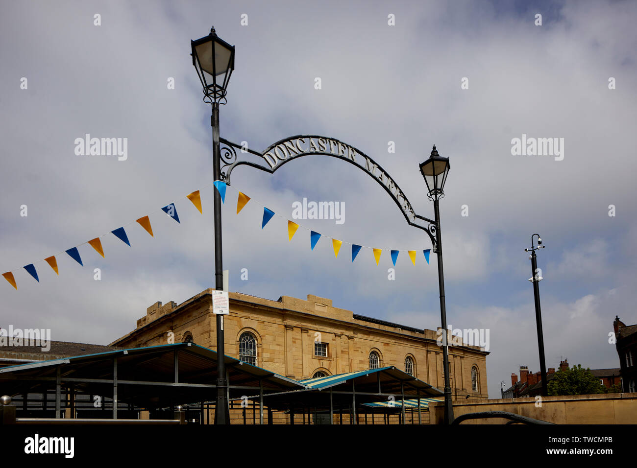 Das Stadtzentrum von Doncaster, South Yorkshire, Doncaster Markt Zeichen Stockfoto