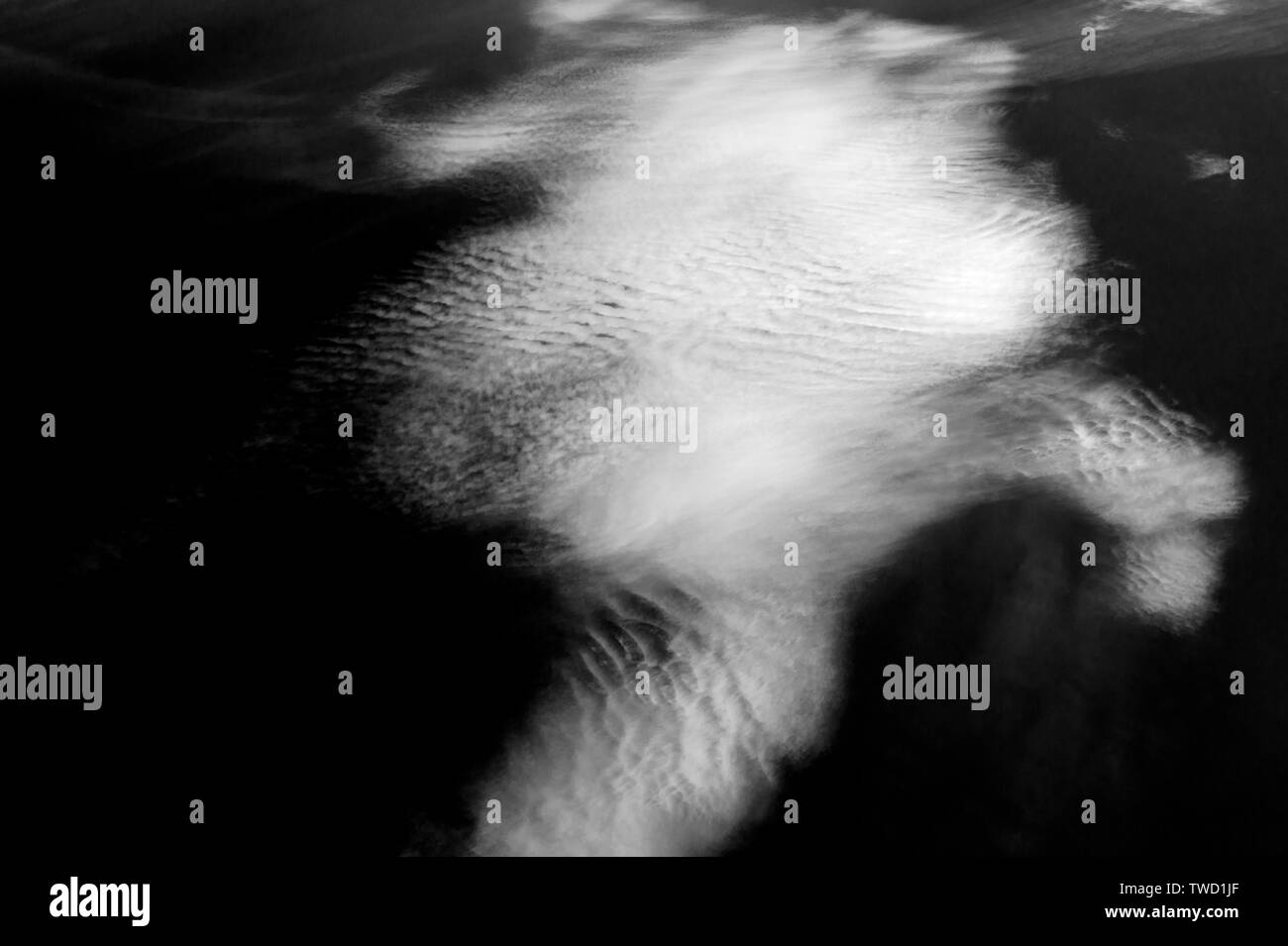 Cirrocumulus Wolken mit abstrakten Formen und dem Auftreten von Bewegung Stockfoto