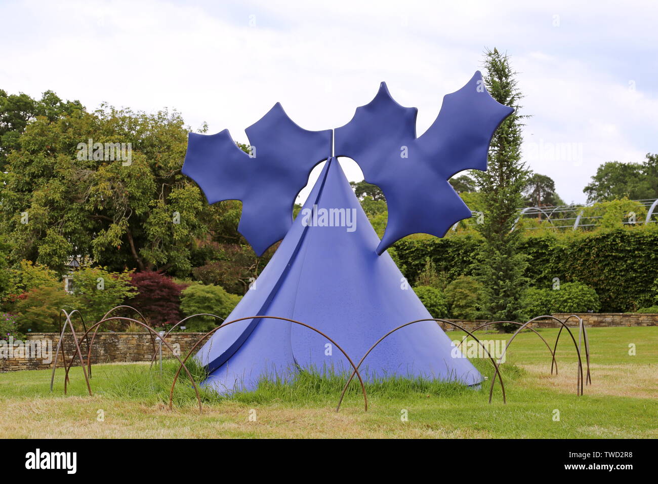 'Genghis Khan' (Phillip King, 1963/2015, Stahl), Skulptur in Wisley 2019, RHS Garden Wisley, Woking, Surrey, England, Großbritannien, Großbritannien, Europa Stockfoto