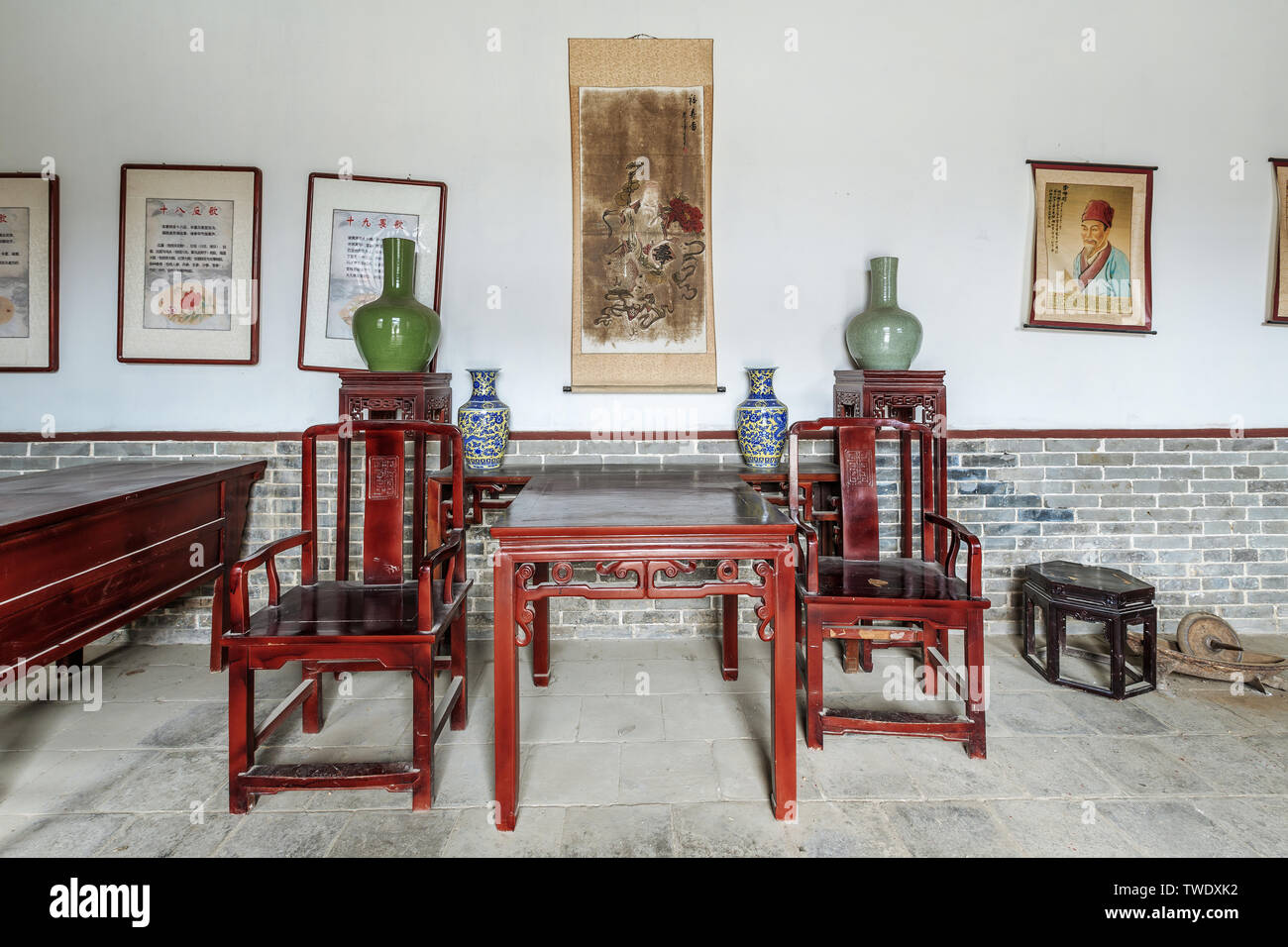 Klassische Möbel aus der Qing Dynastie Halle von Wei Manor, Wei Ji Stadt, Huimin County in der Provinz Shandong Stockfoto