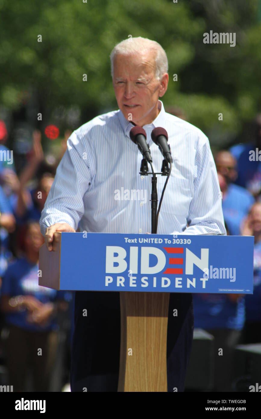 Präsidentschaftskandidat Joe Biden hatte eine Kampagne Kickoff Rally in Philadelphia an Eakins Oval mit: der demokratische Kandidat Joe Biden: Philadelphia, Pennsylvania, United States Wenn: 18. Mai 2019 Credit: W. Wade/WANN Stockfoto