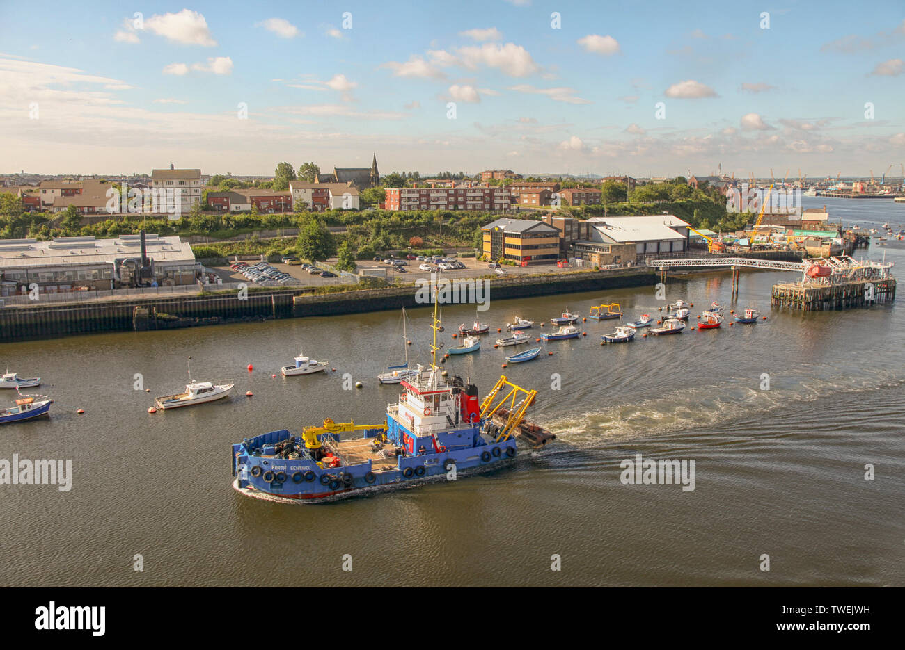 Boote und Schiffe im Hafen von Tyne in Newcastle auf der Tyne. Stockfoto