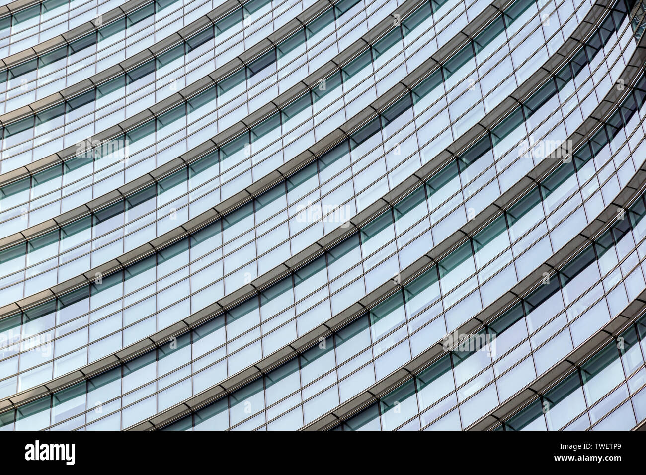 Konzeptionelle Bild von texturierten Fenster Fassade der moderne Wolkenkratzer, Bürogebäude in der City Business District, Reflexion in das Fenster Oberfläche patter Stockfoto Konzeptionelle Bild von texturierten Fenster Fassade der moderne Wolkenkratzer, Bürogebäude in der City Business District, Reflexion in das Fenster Oberfläche patter Stockfoto