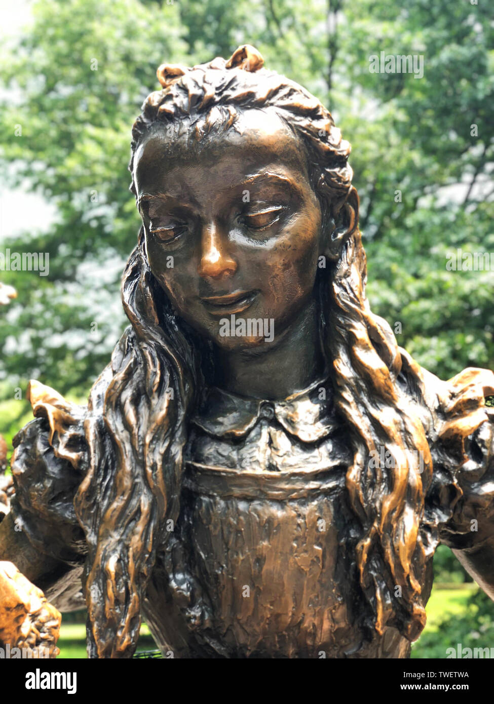 Nahaufnahme der Alice im Wunderland Freiheitsstatue, Central Park, New York City, New York, USA Stockfoto