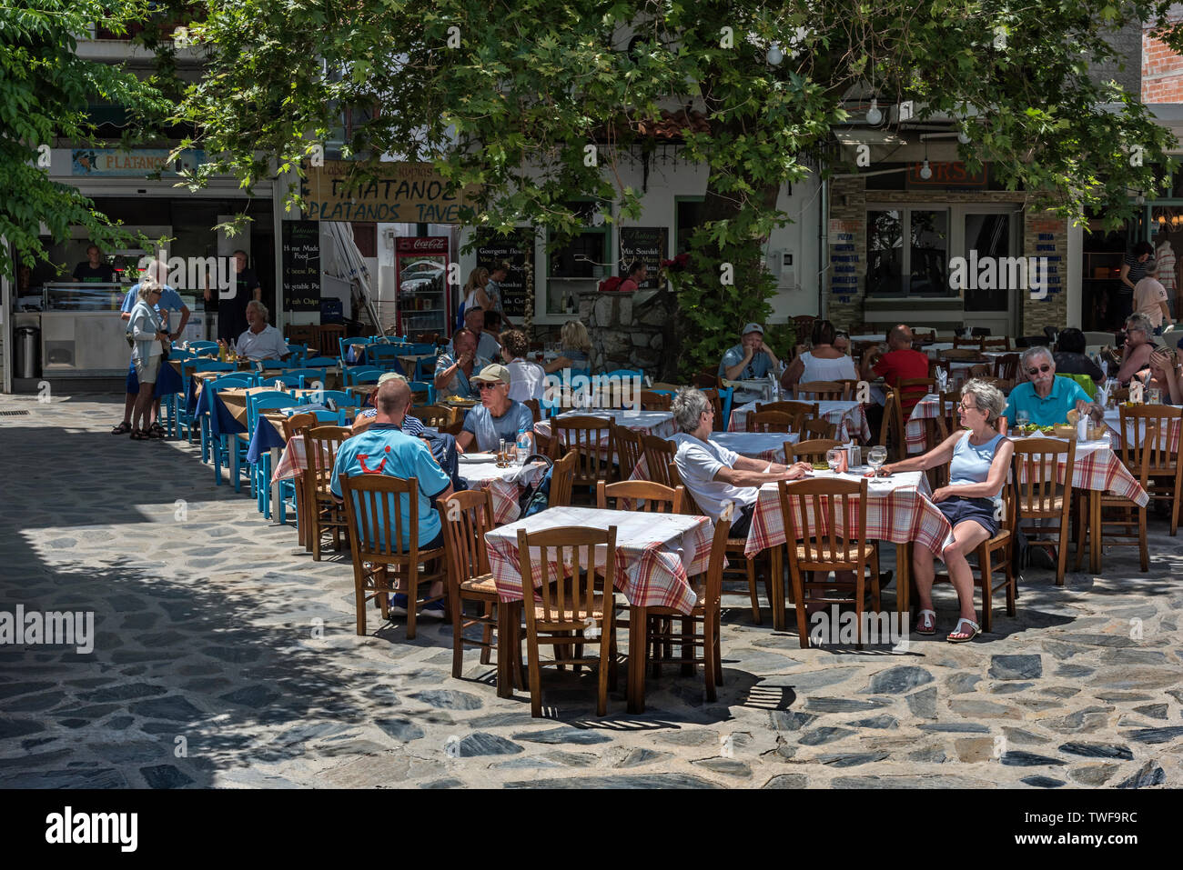 Skopelos Town Square, Nördliche Sporaden Griechenland. Stockfoto