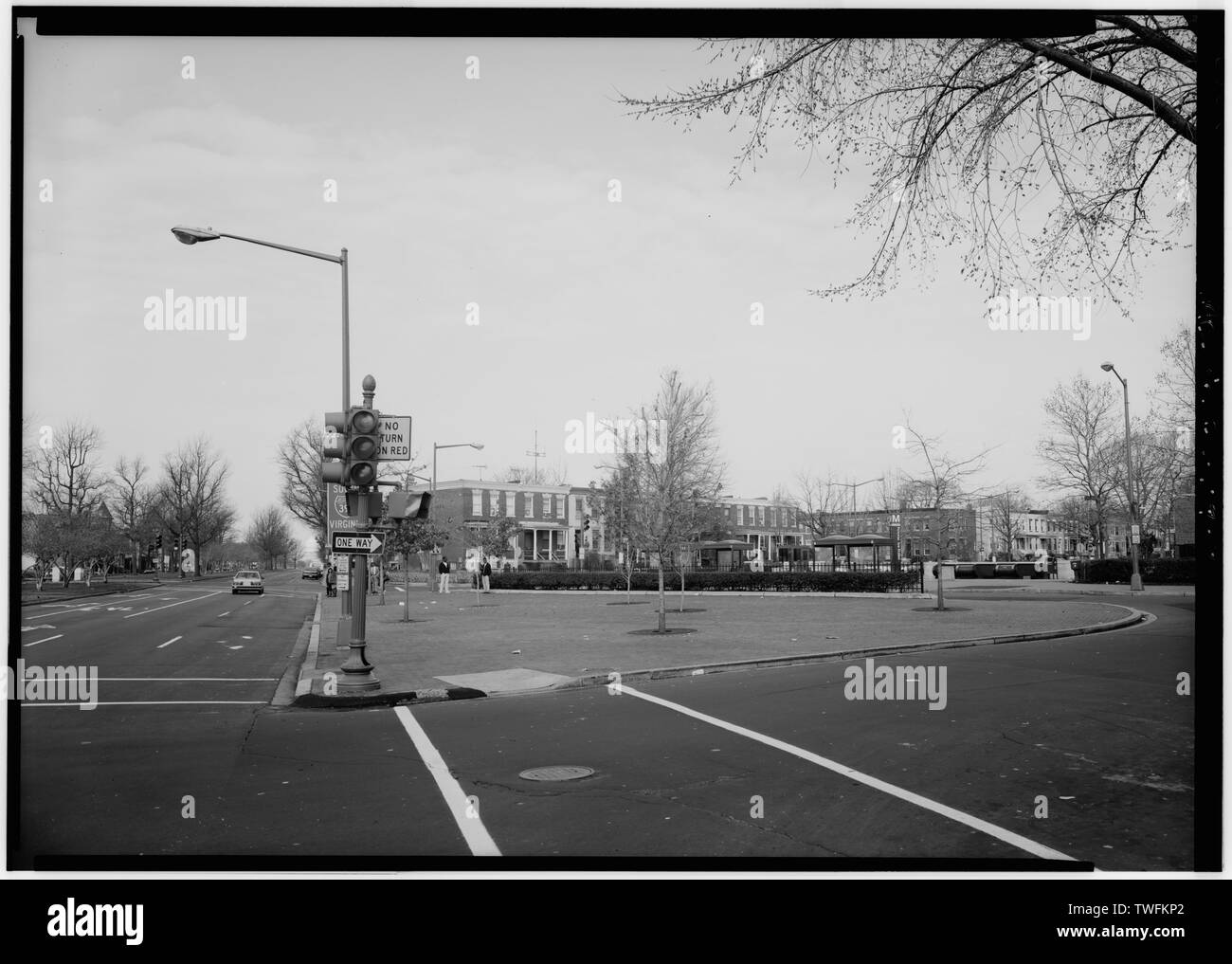 POTOMAC AVENUE METRORAIL STATION AN DER KREUZUNG MIT der Pennsylvania Avenue, auf der Suche nach Westen. - Potomac Avenue, Washington, District of Columbia, DC Stockfoto