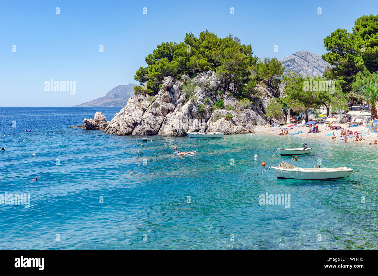 Adria Strand des Ferienortes Brela, Kroatien. Stockfoto