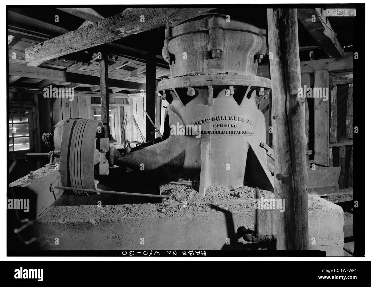 Pulverisierer IN HEBEZEUG HAUS - das Carissa Mine, South Pass City Nähe, South Pass City, Fremont County, WY; Colemere, G.B., Eigentümer Stockfoto