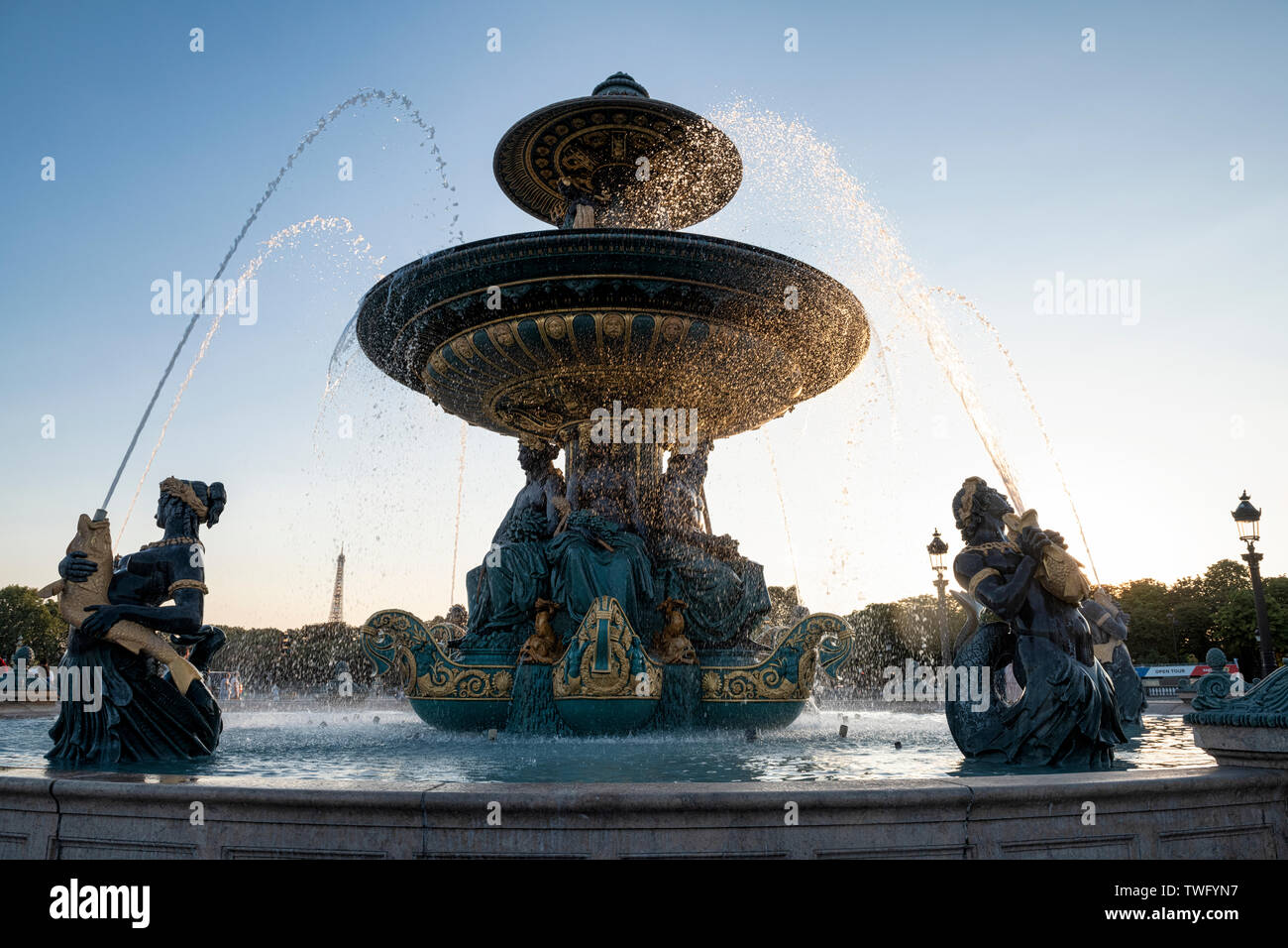 Brunnen an der Place de la Concorde in Paris. Stockfoto