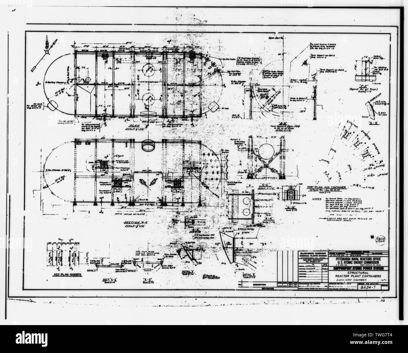 Reaktor Container - ZUSÄTZLICHER KAMMER - Kernkraftwerk Shippingport, am Ohio River, 25 km nordwestlich von Pittsburgh, Shippingport, Beaver County, PA; Hyman Rickover, G; Duquesne Light Company; U.S. Department of Energy; Atomic Energy Commission; Westinghouse Electric Corporation; Bettis Atomic Power Laboratory; Stein und Webster Engineering Corporation; Dravo Corporation; Simpson, John W; Gray, John E; Barker, Joseph H; Iselin, Donald G; Combustion Engineering, Incorporated; Knolls Atomic Power Laboratory; Clark, Philip R; Leighton, David T; Mealia, John E; Raab, Harry F; Thomas, Stockfoto