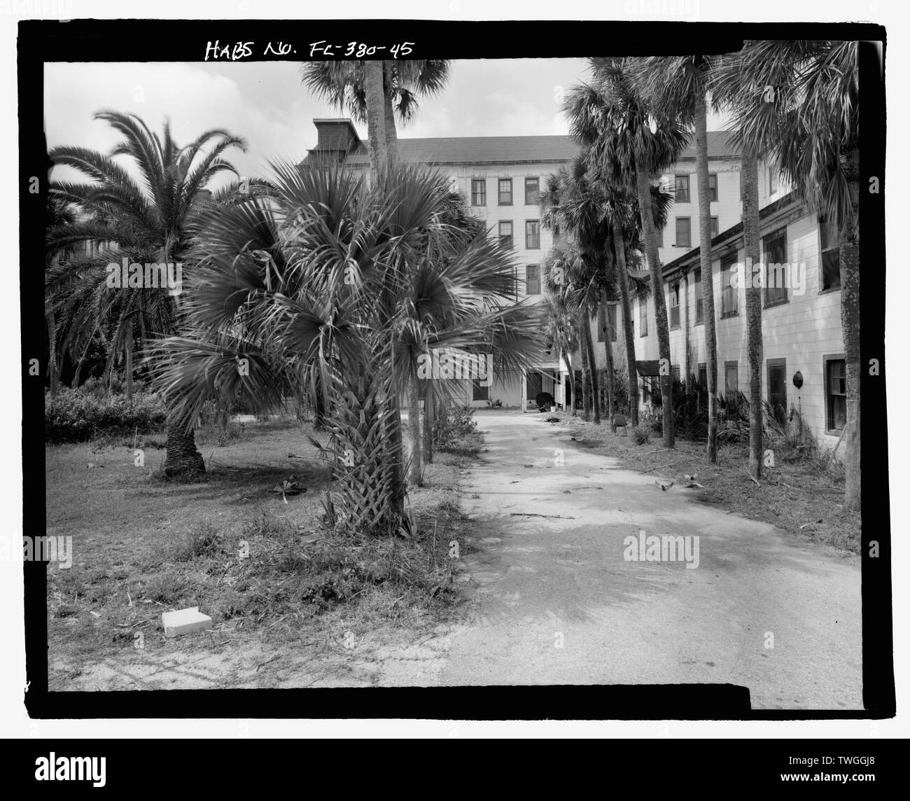 Hinten, TEIL DER NORDFLÜGEL UND KÜCHE - KAMERA RICHTUNG WESTEN - Ormond Hotel, 15 East Granada, Ormond Beach, Volusia County, FL Stockfoto