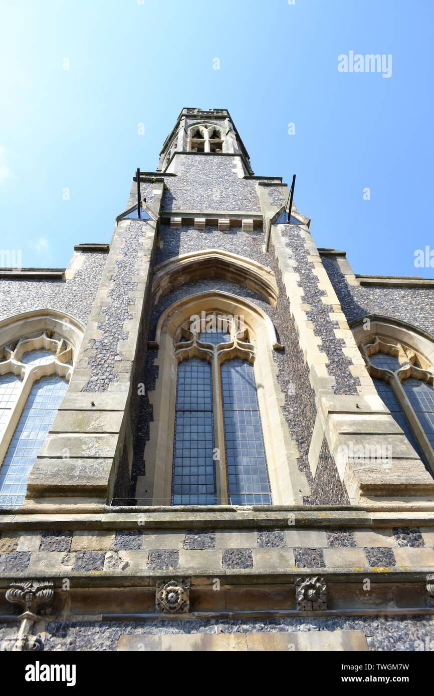 Nahaufnahme auf ein Fenster eines ehemaligen anglikanischen Kirche der Heiligen Dreifaltigkeit im Zentrum von Brighton tatsächlich eine Galerie für zeitgenössische Kunst "Fabrica. Stockfoto