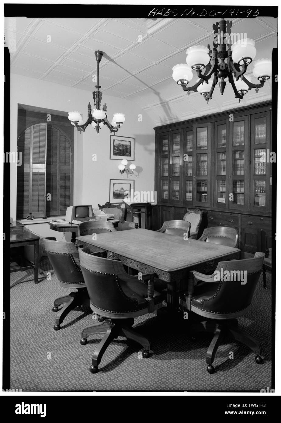 Zimmer 402 (JURISTISCHE BIBLIOTHEK), OSTFLÜGEL, 4. Stock, auf der Suche nach Südosten Smithsonian Institution Building, 1000 Jefferson Drive, zwischen dem neunten und zwölften Straßen, Südwesten, Washington, District of Columbia, DC Stockfoto