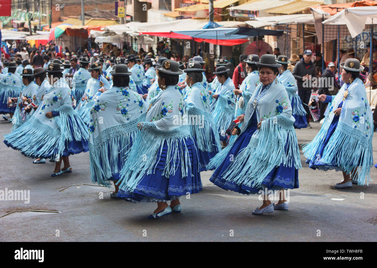Cholitas im Gran Poder Festival, La Paz, Bolivien feiert Stockfoto