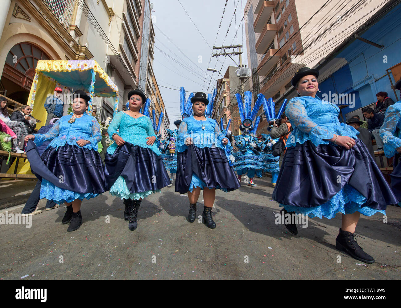 Cholitas im Gran Poder Festival, La Paz, Bolivien feiert Stockfoto