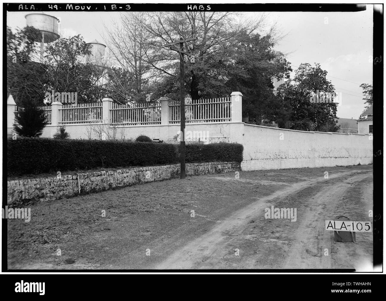 Historischer amerikanischer Gebäude Umfrage E. W. Russell, Fotograf, März 19, 1935, S. ENDE DES ALTEN STÜTZMAUER GEGENÜBER N. - Mount Vernon Arsenal, Innenwand, Old Saint Stephens Road (County Road 96), Mount Vernon, Mobile County, AL Stockfoto