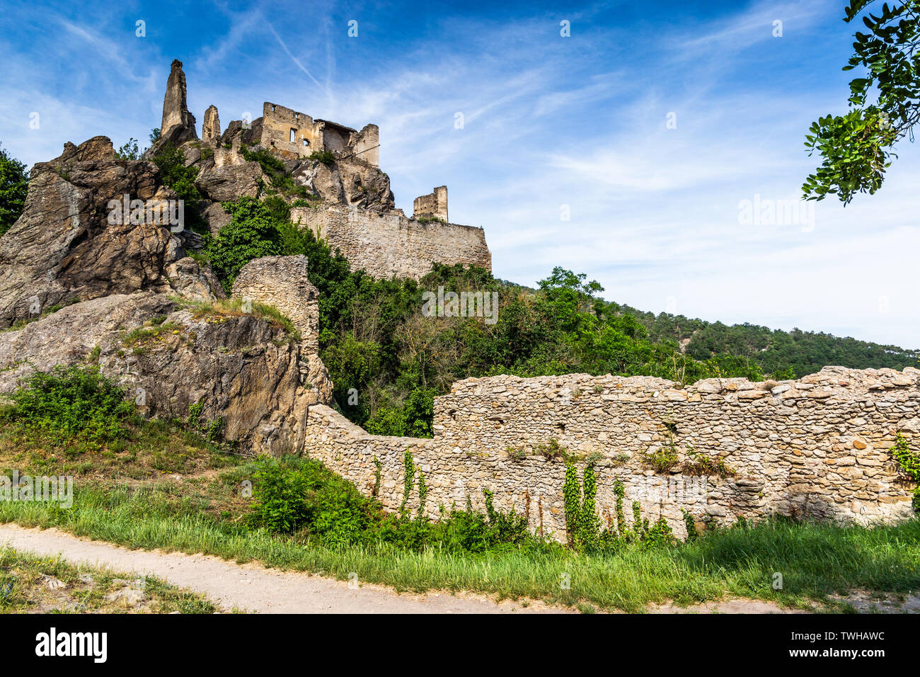Burgruine Durnstein ist eine zerstörte mittelalterliche Burg in Österreich. Wachau. Stockfoto
