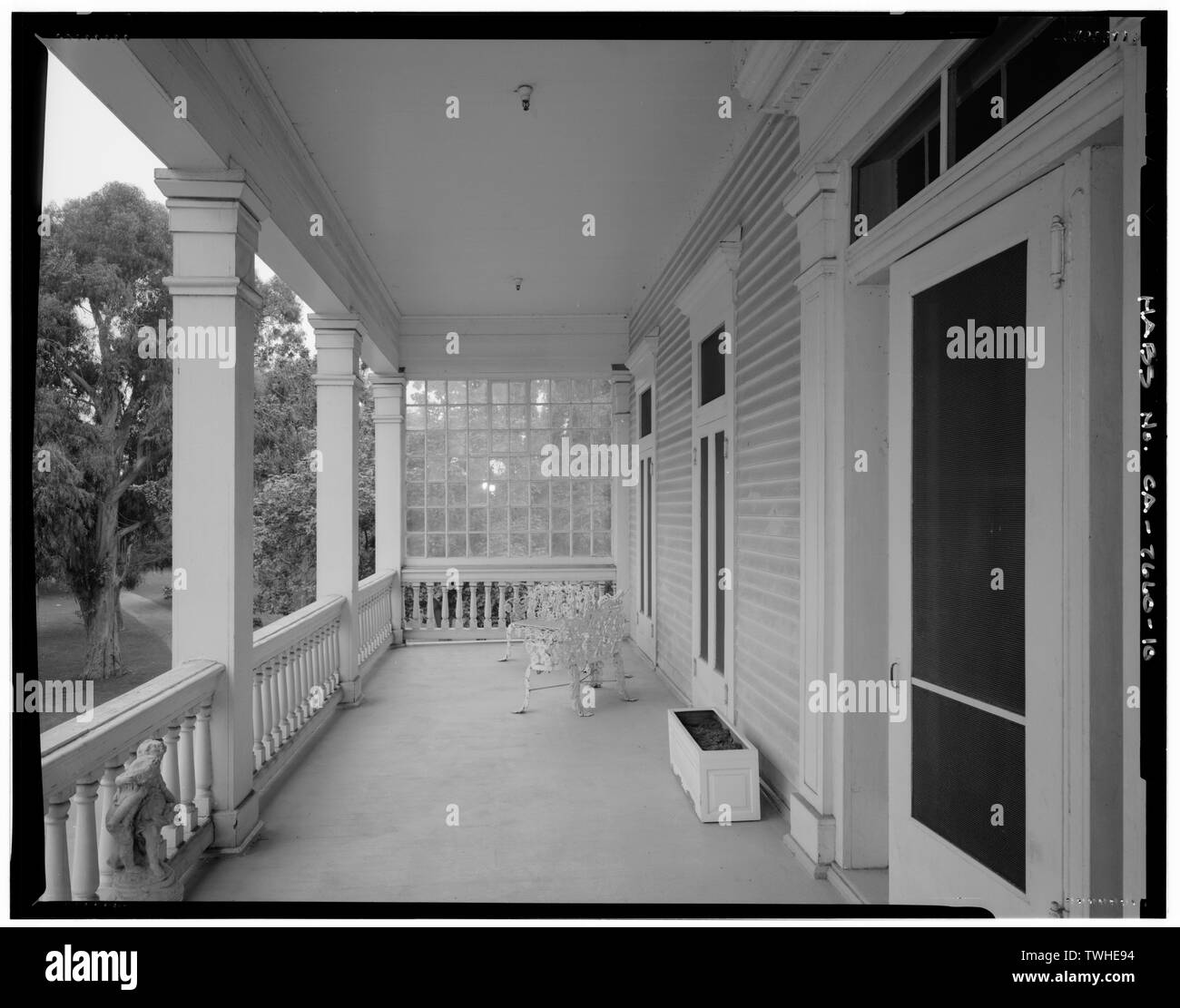 Zweiten Stock VERANDA DETAILANSICHT, nach Westen - Allgemeine Phineas Banning Residence, 401 East M Street, Wilmington, Los Angeles County, CA Stockfoto