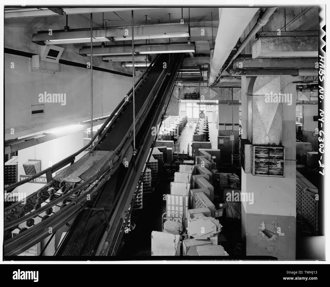 Zweite Etage, Blick nach Süden auf SORTIERSTATIONEN VON OVERHEAD - Grand Central Post Office Anhang, 45 Fifth Street und Lexington Avenue, Südwesten, New York City, New York County, NY Stockfoto